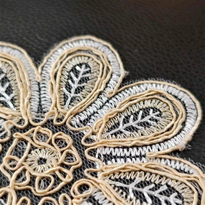 Placemats Lása Bróidnithe Óir Só - Decor tábla itheacháin seanré cairdiúil don chomhshaol
